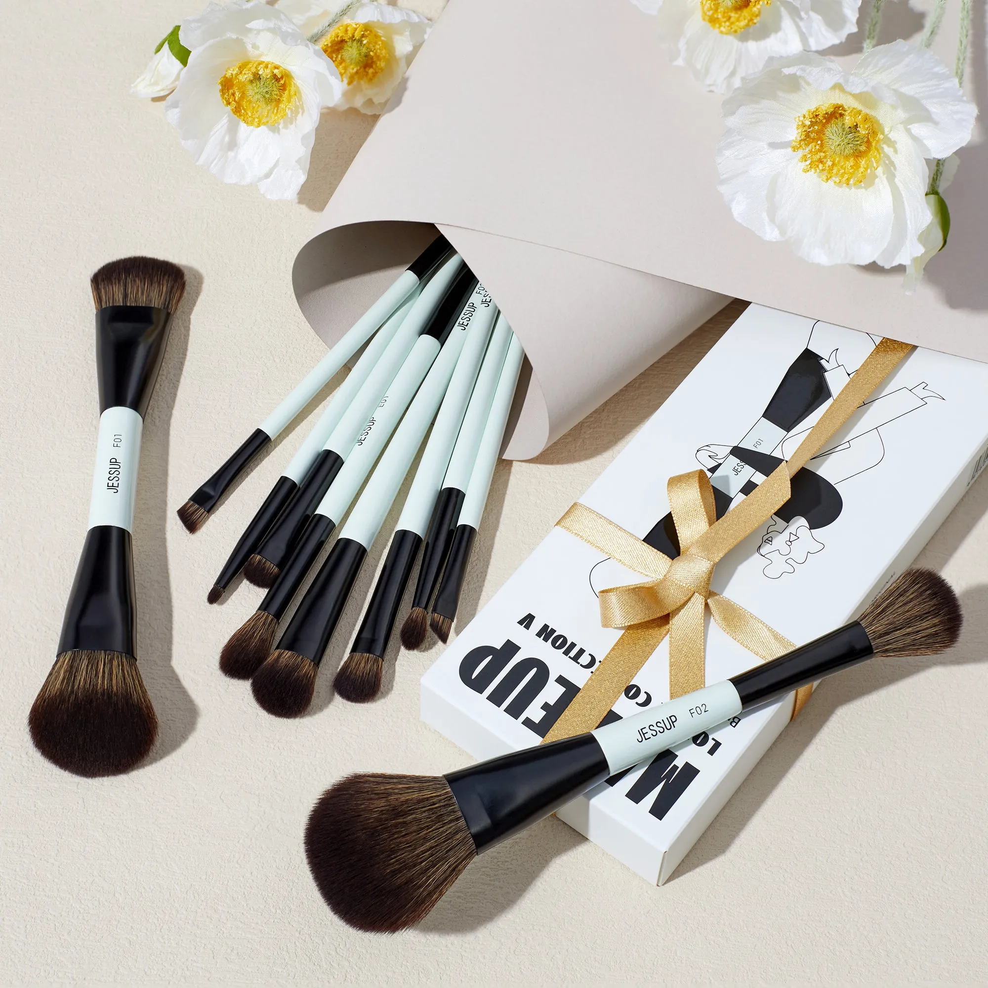 14-in-10 Duo-End Brush Versatility Collection T500