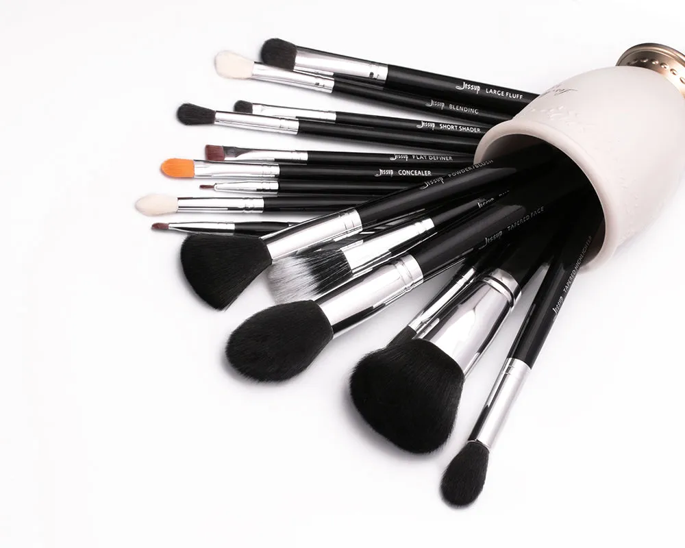 Essential 15 Pcs Makeup Brush Kit T092