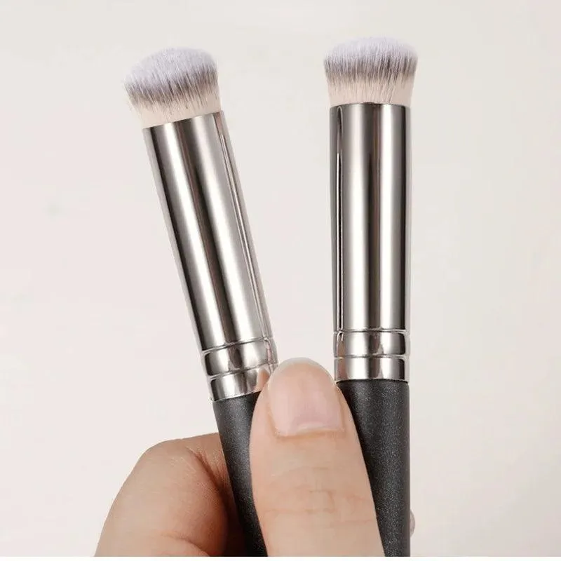 Flawless Contour & Blush Brush Set: Seamless Precision for Professional Makeup