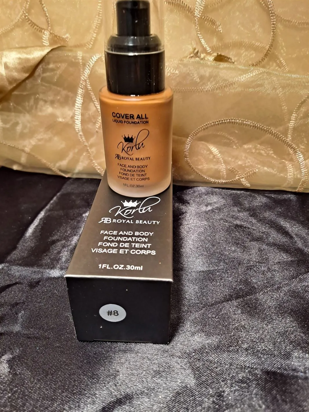 Women KRB's liquid matte foundation